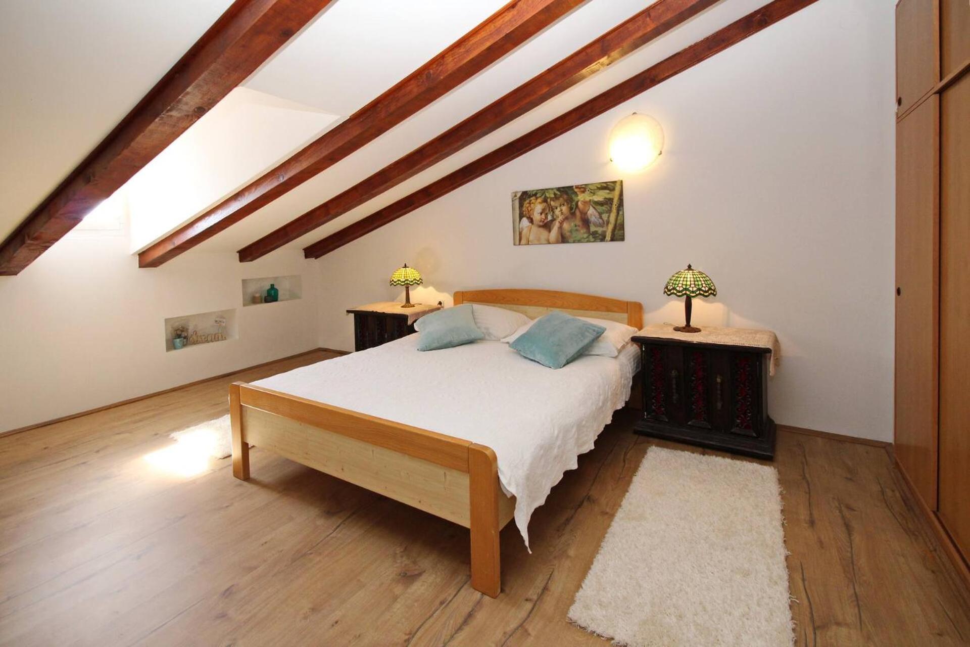 Apartment Fantov Old Town Residence Baska  Luaran gambar