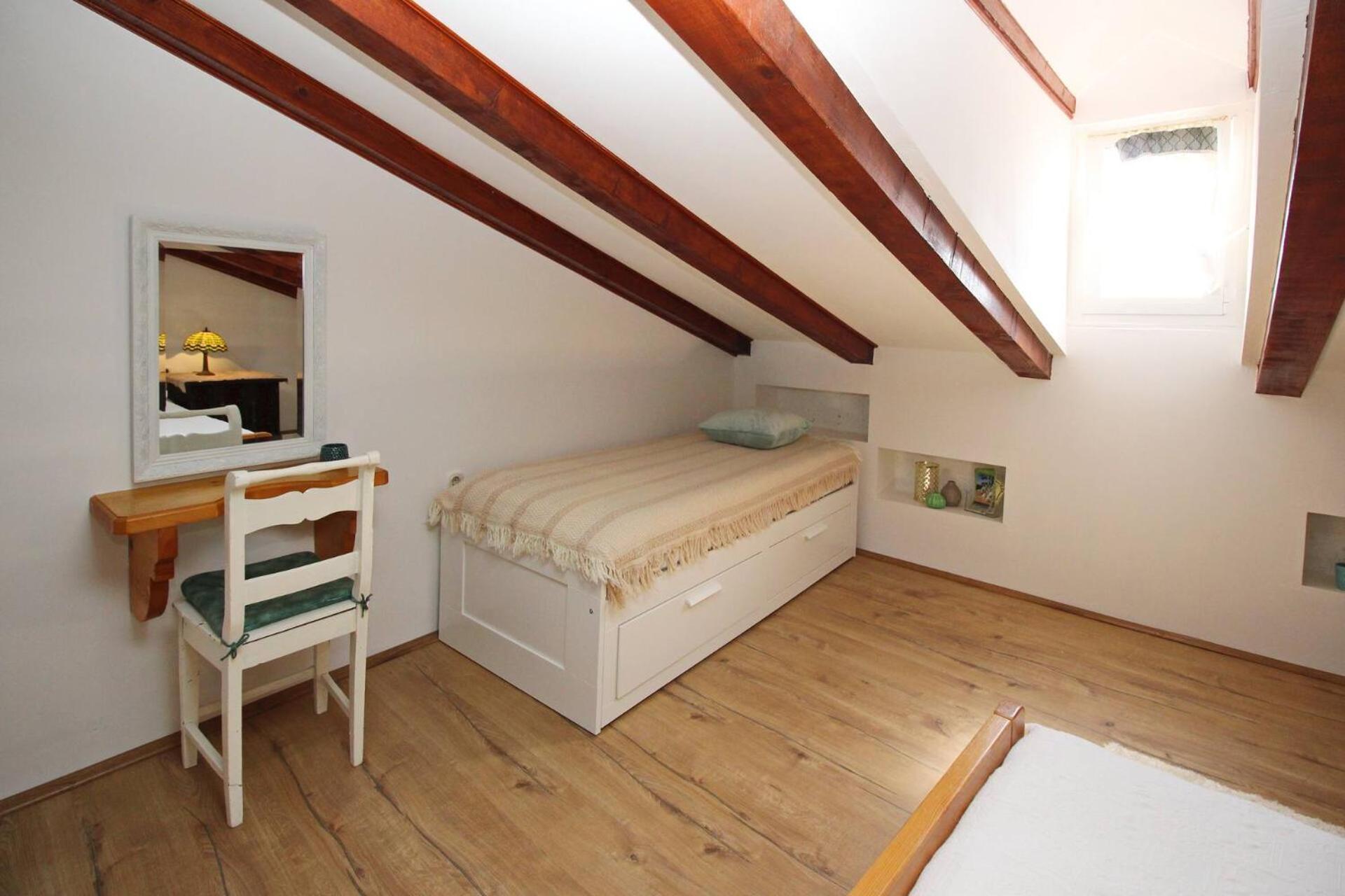 Apartment Fantov Old Town Residence Baska  Luaran gambar