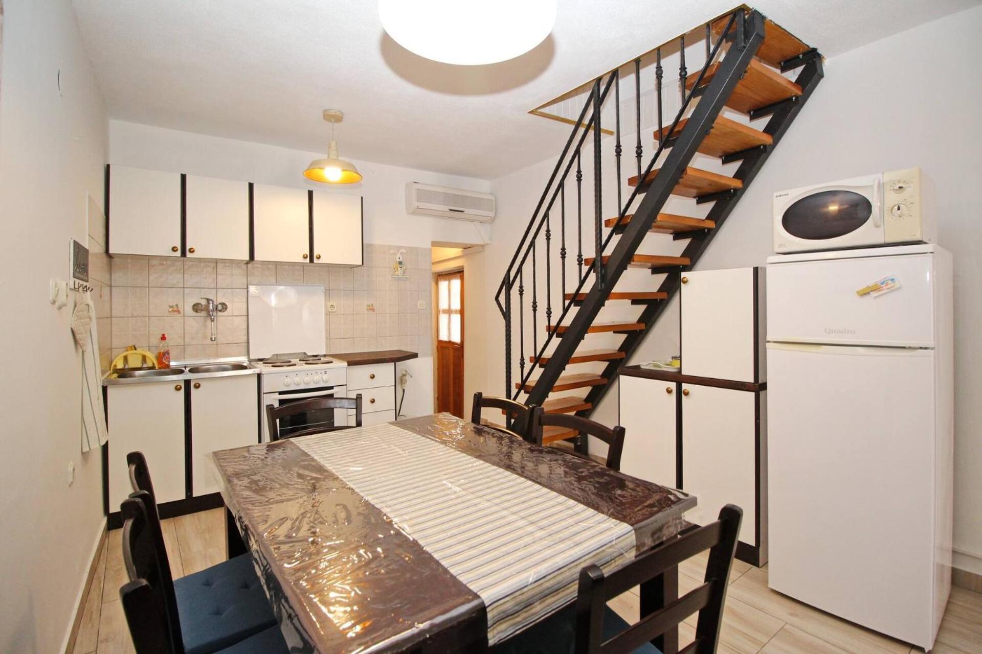 Apartment Fantov Old Town Residence Baska  Luaran gambar